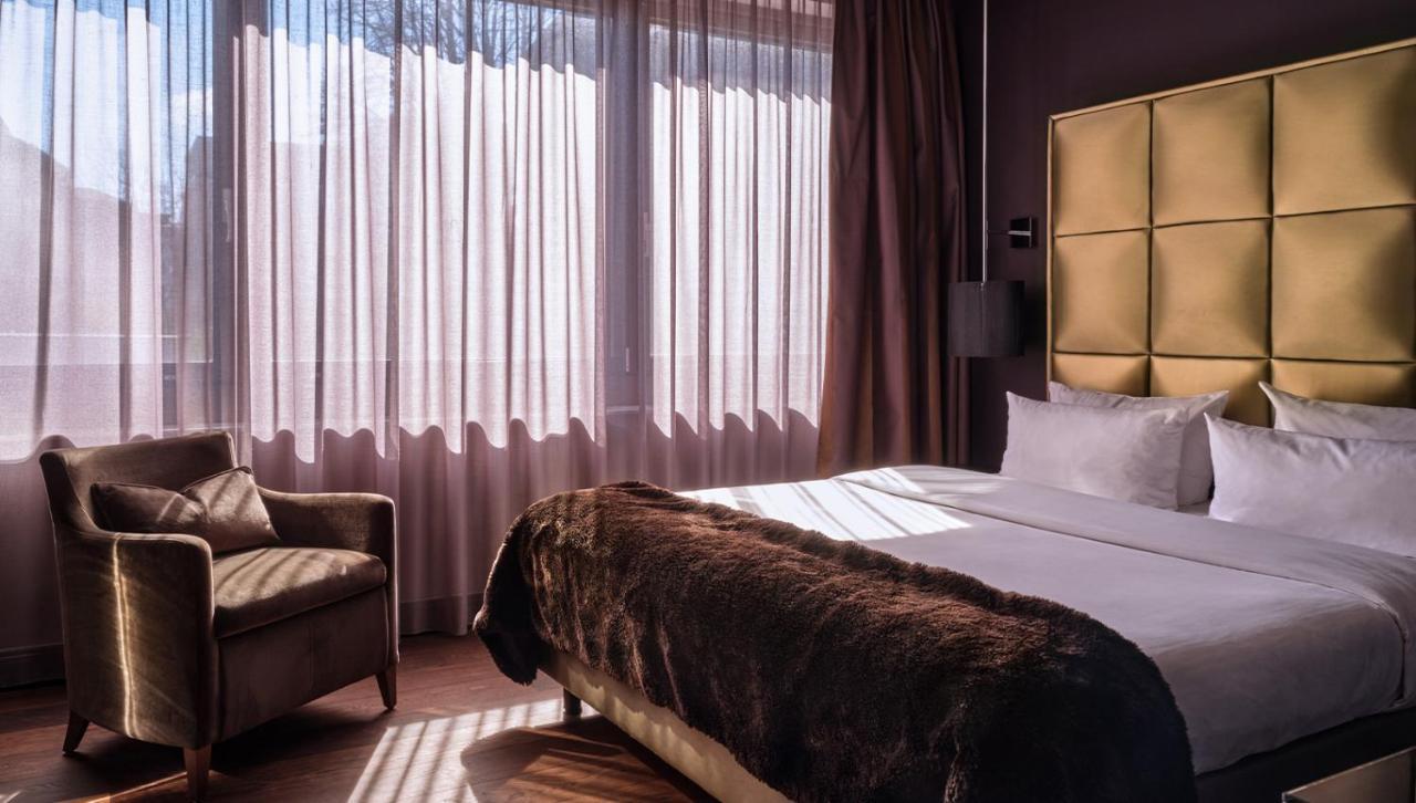 Roomers, Frankfurt, A Member Of Design Hotels Frankfurt nad Menem Zewnętrze zdjęcie A room at the hotel
