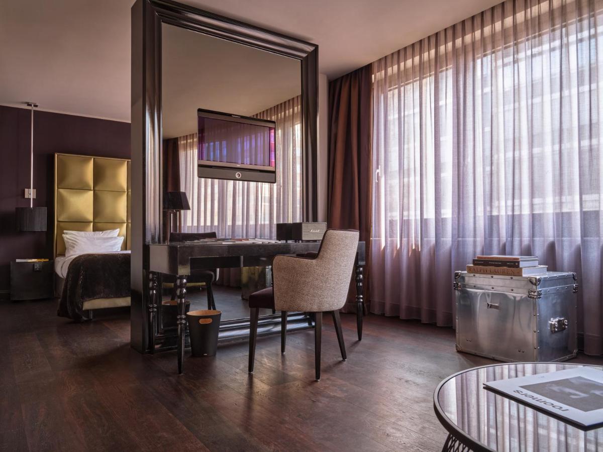 Roomers, Frankfurt, A Member Of Design Hotels Frankfurt nad Menem Zewnętrze zdjęcie A suite at the hotel